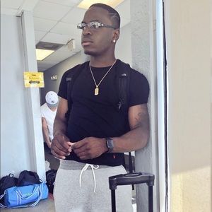 Meet your Posher, Ali